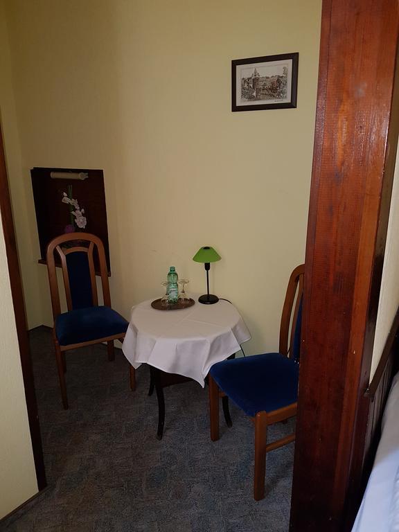 Hotel-Cafe-Burg Stahleck Бахарах Екстериор снимка